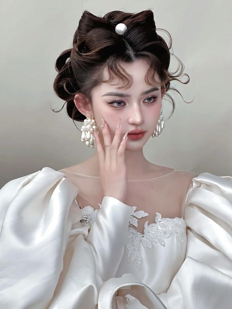 南阳化妆学校：化妆学校能学到真技术吗？